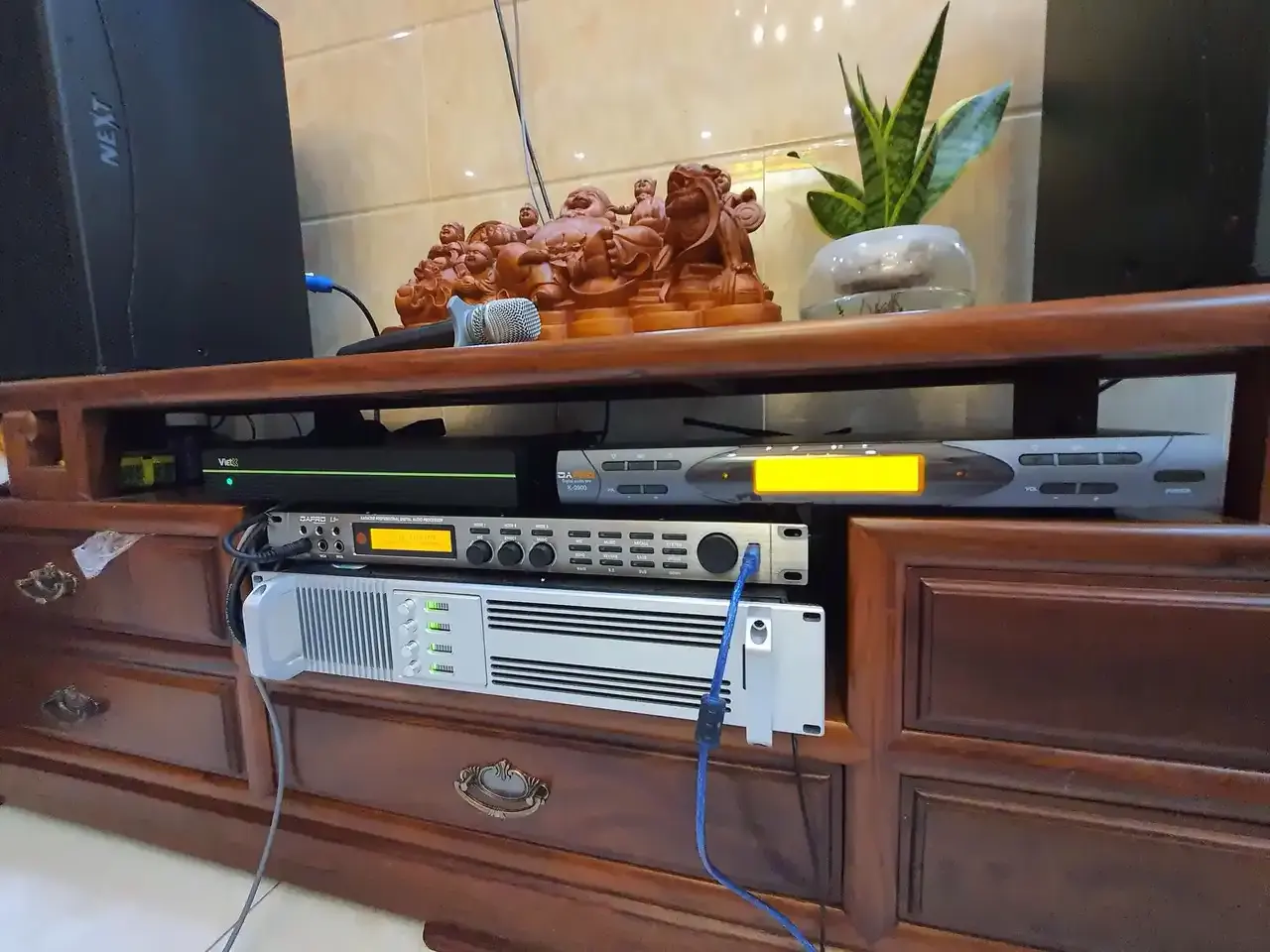 Karaoke gia đình 120 triệu tại Gia Lâm - Hà Nội 3 Karaoke gia đình